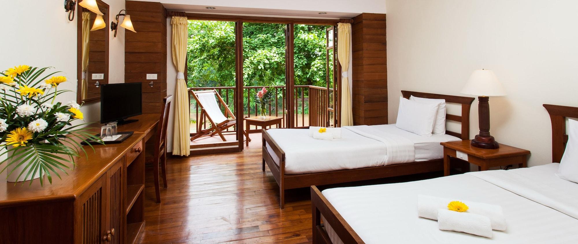 Riverhouse-The Teak House Mae Sariang Bagian luar foto