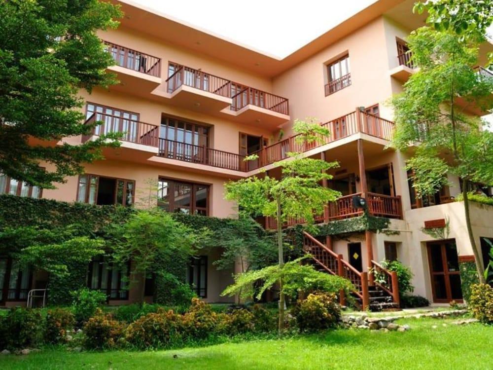 Riverhouse-The Teak House Mae Sariang Bagian luar foto