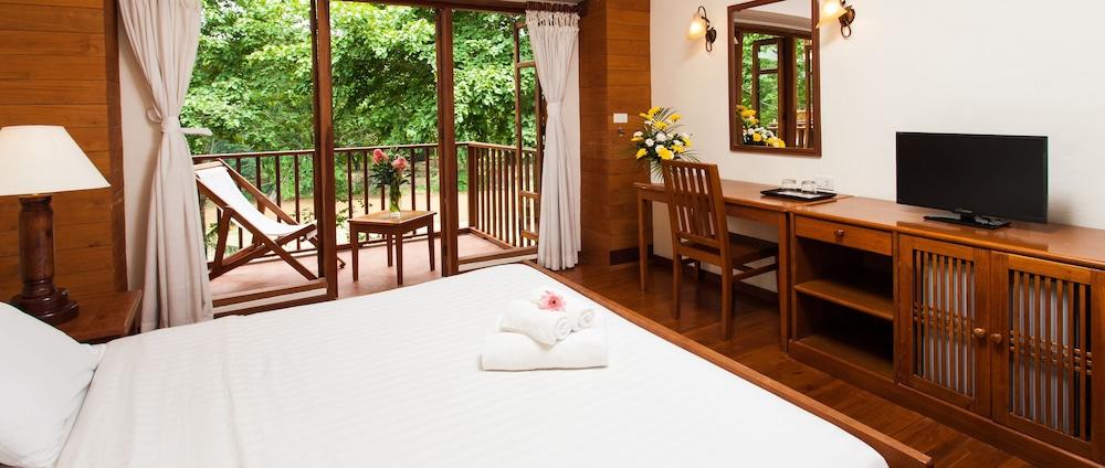 Riverhouse-The Teak House Mae Sariang Bagian luar foto