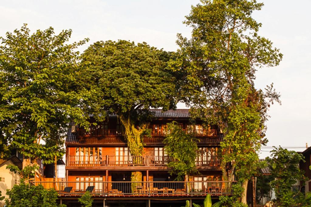 Riverhouse-The Teak House Mae Sariang Bagian luar foto