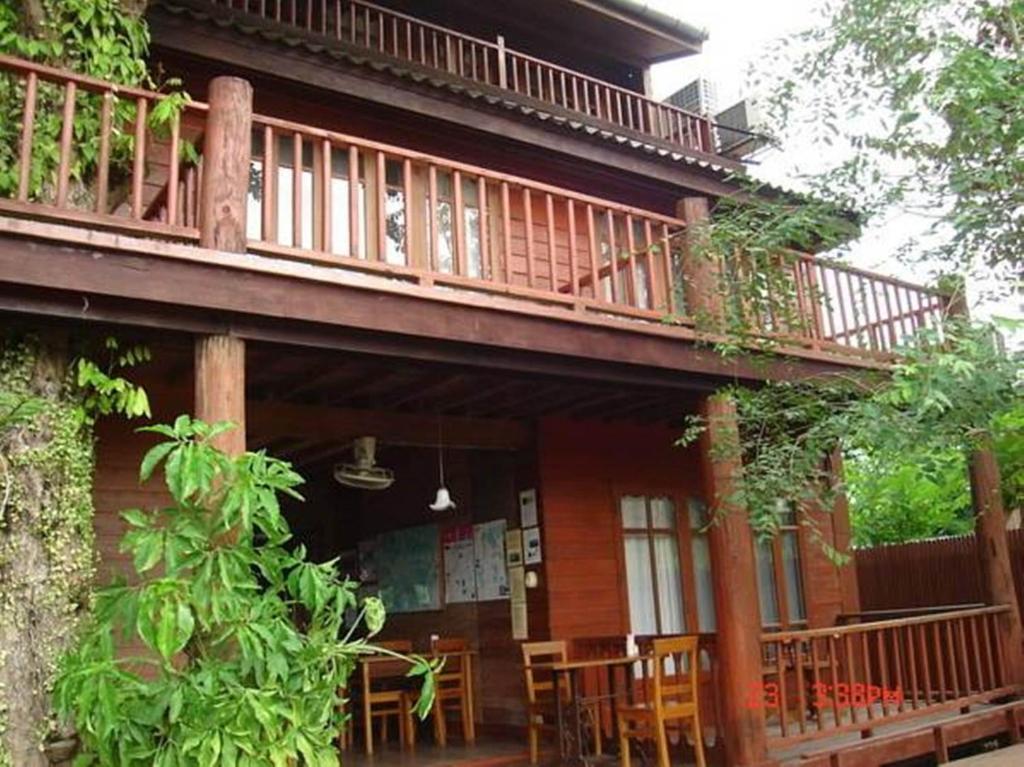 Riverhouse-The Teak House Mae Sariang Bagian luar foto