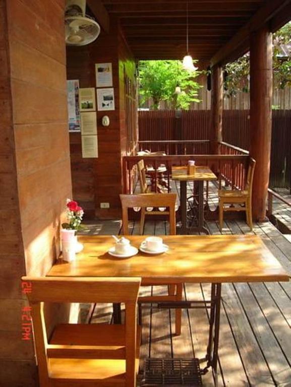Riverhouse-The Teak House Mae Sariang Bagian luar foto